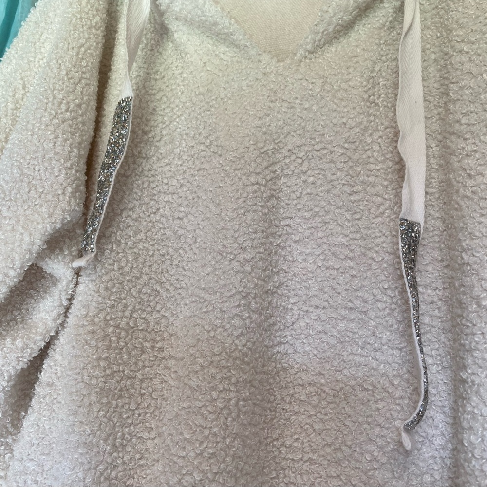 Women’s 3X Adrienne Vittadini White Hooded Sweatshirt. White - Picture 3 of 4
